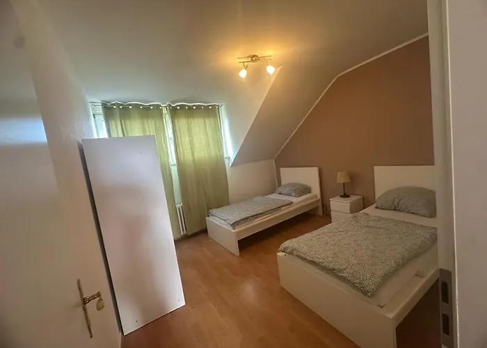 아파트 Ferienwohnung Neuss *
