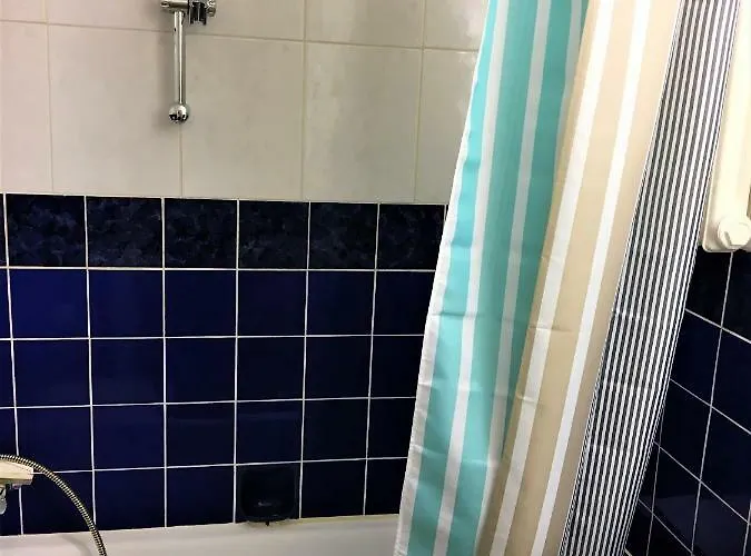 아파트 Ferienwohnung Neuss *